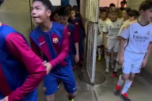 巴薩皇馬少年隊(duì)交手，德比氛圍一樣到位