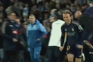 皇馬勝利后，莫德里奇開心的像個(gè)孩子！